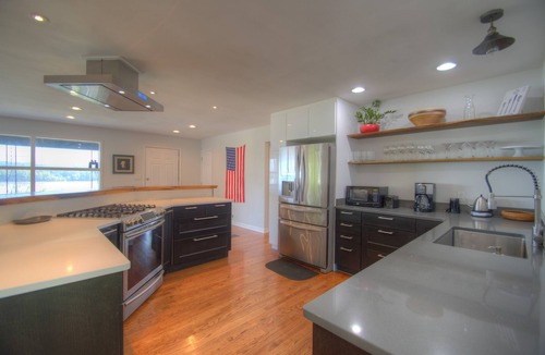 Latonia House | ☆Riverview ☆Close to Downtown ☆Lrg Modern Home