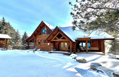 Kalispell Ski Chalet | Secluded Ranch close to Kalispell, Whitefish, Glacier Park & Flathead Lake