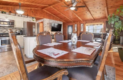 Geneva Cabin | Seneca Hideaway Main Cabin