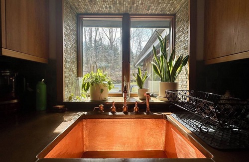 Mount Kisco House | Serene Retreat in the Hills of Westchester