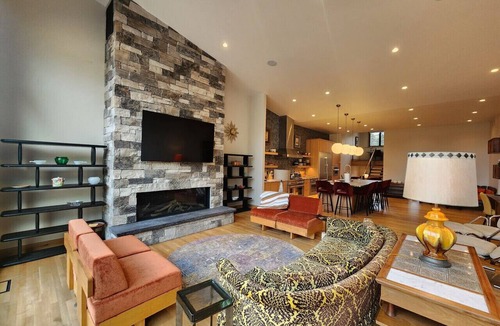 Whitefish Villa | Ski Out on Whitefish Mountain 3BD 4BA Sleeps 14+ Unbeatable SKI Location