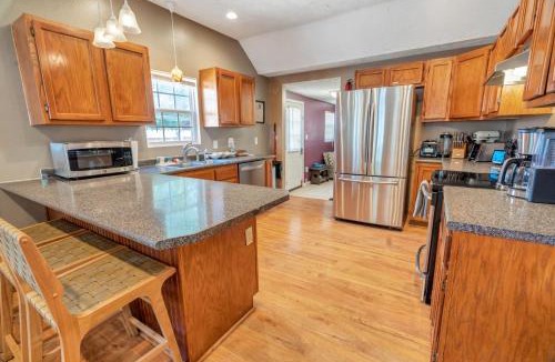 Springfield House | SMART Home close to downtown, MSU, and more