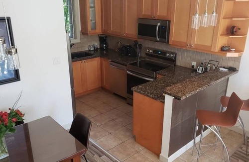 Sooke House | Sooke Harbour Hideaway - Luxurious Vacation Rental in Sooke