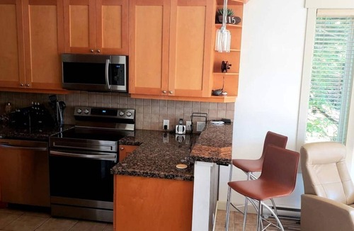 Sooke House | Sooke Harbour Hideaway - Luxurious Vacation Rental in Sooke