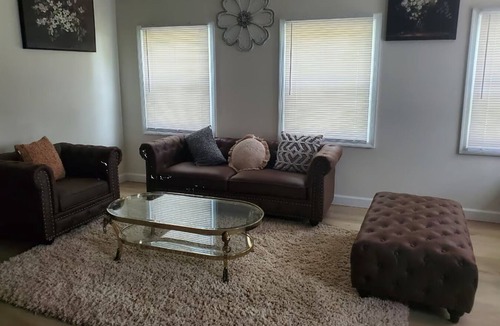 Bowie Apartment | Spacious and comfortable studio with Amazing amenities and pet-friendly