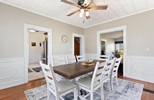 Lake Hamilton House | Spacious Lakefront 5BR home, Near Disney, Legoland