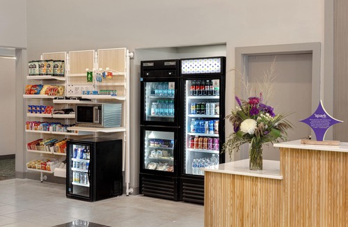 Ames Hotel | Spark by Hilton Ames