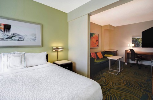 Linthicum Heights Hotel | SpringHill Suites by Marriott Baltimore BWI Airport