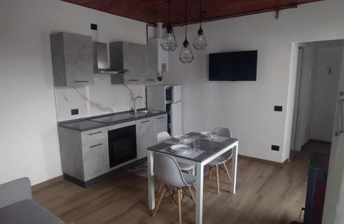 Clusone Apartment | Star House