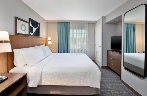 Bismarck Hotel | Staybridge Suites Bismarck by IHG