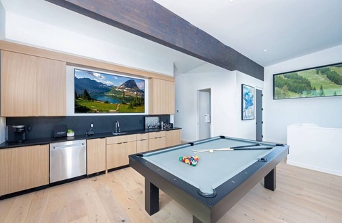 Whitefish House | Summit at Whitefish Mtn Resort *6 King Suites*