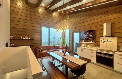 Courtenay Cabin | Sunset Lodge - Modern Mountain Luxury - Epic Views - Sleeps 6