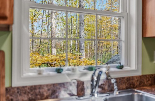Great Cacapon Ski Chalet | Trails End River Retreat - Riverside