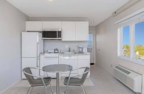 Napeague Apartment | Unit 821: Studio | 2nd Floor-Ocean View | Osprey