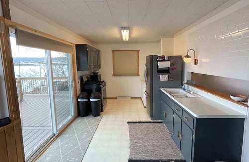 Merrimac House | Waters Edge Cottage