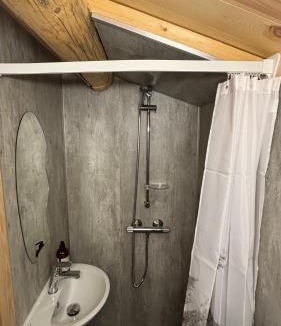 Sel Cabin | Weistad