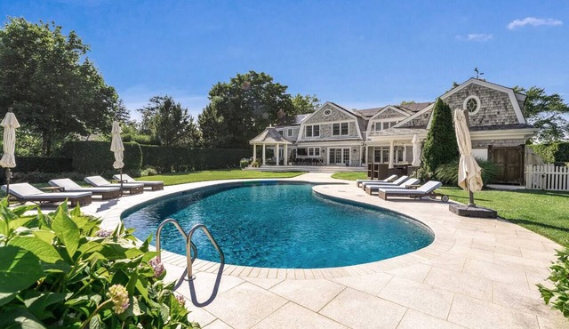7bedroomWesthampton Beach,near fabulous town,amazing restaurants,gorgeous beach.