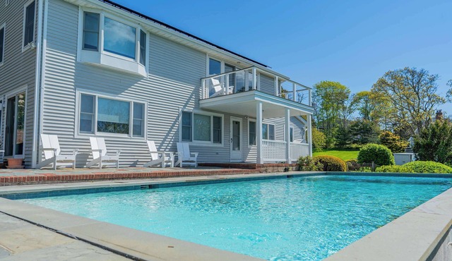 Bayview Hamptons Retreat with Pool