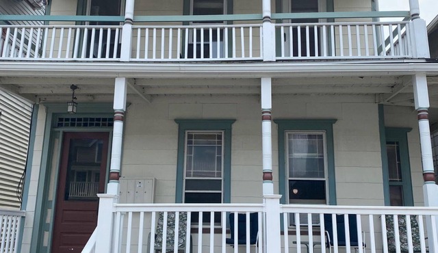 Beautiful 1 BR Apt 4 ... 1.5 blks from beach Ocean Grove