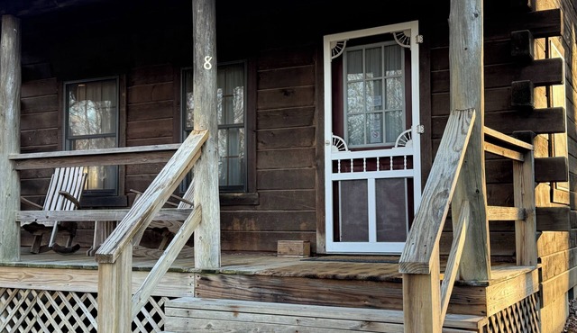 Cabin 8 Celebration - Includes a Homemade Country Breakfast!