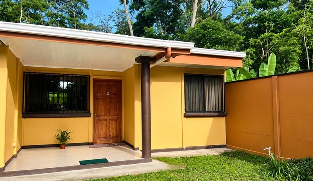 Cozy Apt Near Cahuita Beach | WiFi & Parking