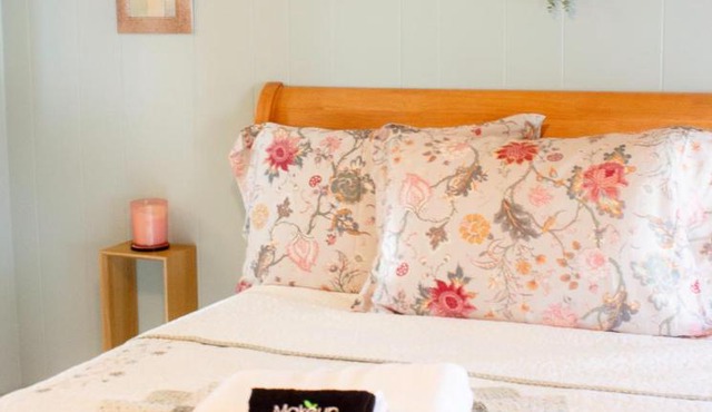Cozy Second floor Stylish & Comfortable Stay