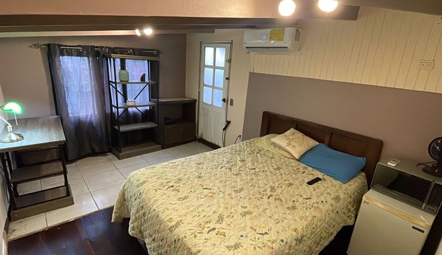 Cozy studio in lovely Ciudad Quesada with WiFi, AC