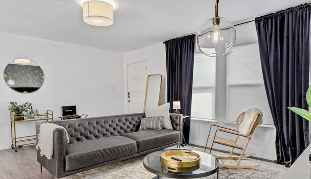 Dolphin House | Modern 2BR w/Fire Pit & Backyard Retreat Office