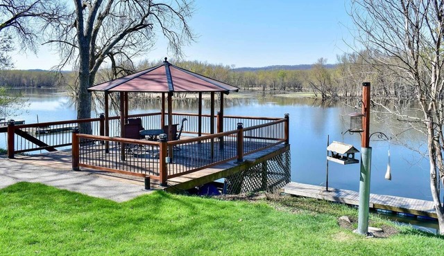 FC River Retreat