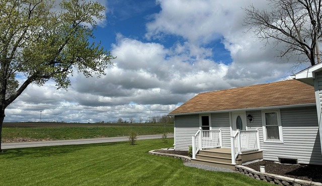 Finger Lakes Country Corner Cottage