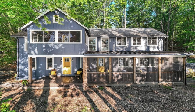 Fossil Beach: "Canandaigua Lake Retreat and Memorable Views!"