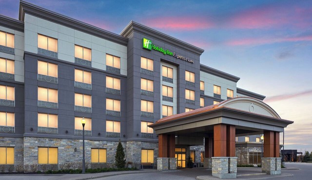 Holiday Inn Express & Suites Vaughan-Southwest by IHG