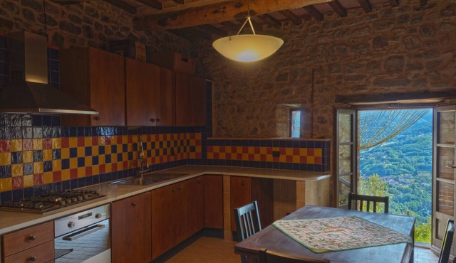 Huge Medieval Apartment in historic Tuscan Villa, 100% remodeled + pool