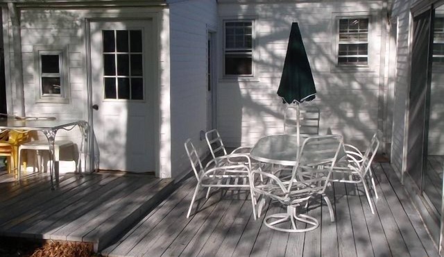 Lovely Connecticut Beach Community Home -Upgraded,Sleeps 11