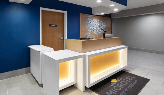 Microtel Inn & Suites by Wyndham Sioux Falls