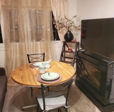 Niagara Falls Core Cozy Stay Near Clifton Hill