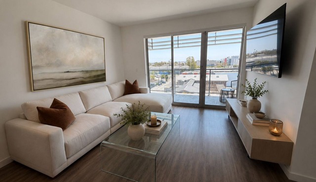 Ocean-View Penthouse near Beach w/Rooftop Deck & Pool