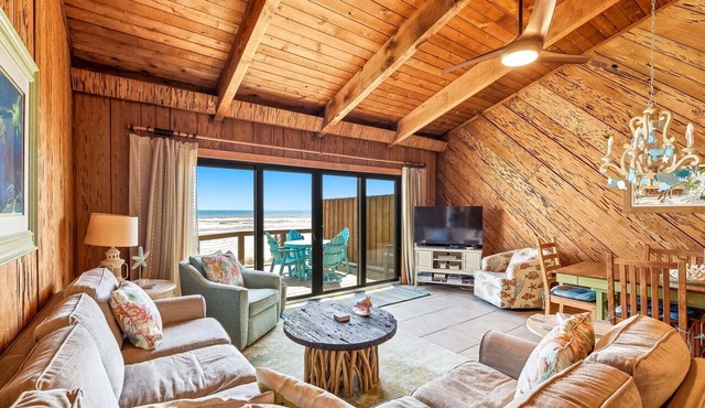 🏖️Oceanfront Sailfish A3 | Large Deck & Steps to Car-Free Beach🌊