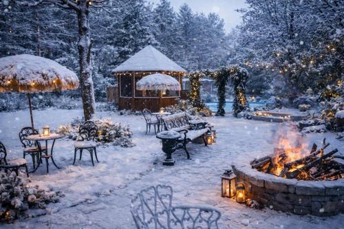 Peaceful Forest Retreat with Fire Pit and BBQ near Mansfield Ski Club