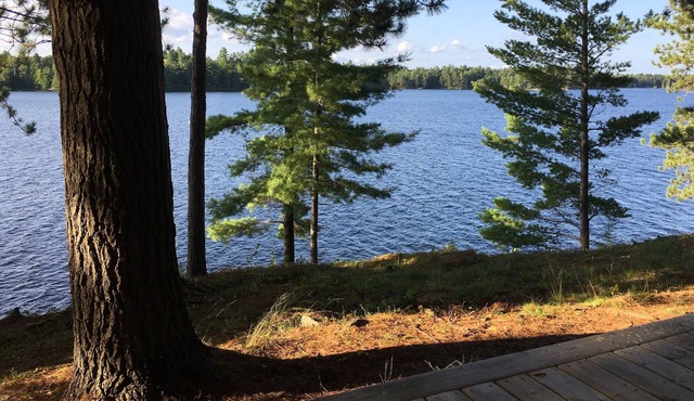 Private Get Away Cottage on Weslemkoon- Boat Access