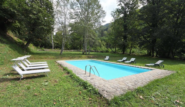 Private swimming pool - Sleeps 6 - Garfagnana