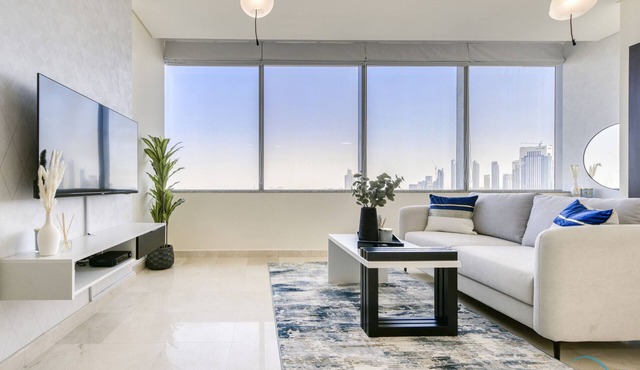 Refined Studio at Sky Gardens DIFC by Deluxe Holiday Homes