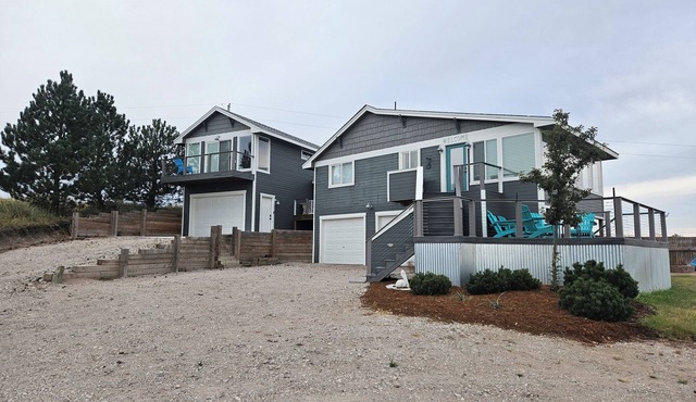 Relaxing 5-bedroom house with one of the best views at Lake Mac.