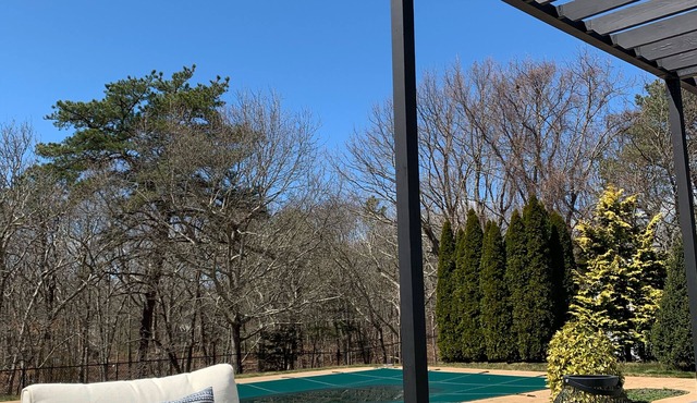 Secluded Oasis with Pool, walk to beach
