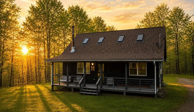Seventeen Pines - Chic Catskills Cabin with Fireplace & Loft on 17 Acres