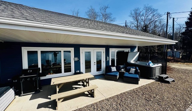 Shoreside Unit