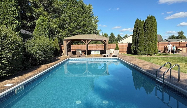 Summer Paradise! In-Ground Pool, Hot Tub, Patios, and HUGE Home in Spring Green!
