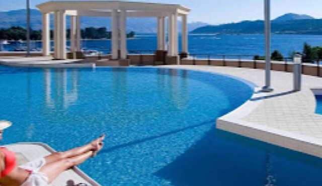 Waterfront Kelowna Condo