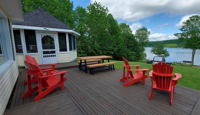 Your Nova Scotia cottage-country get-away!