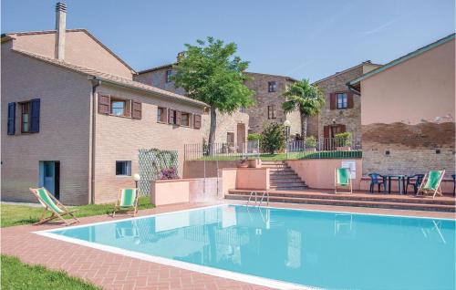 Apt 16A